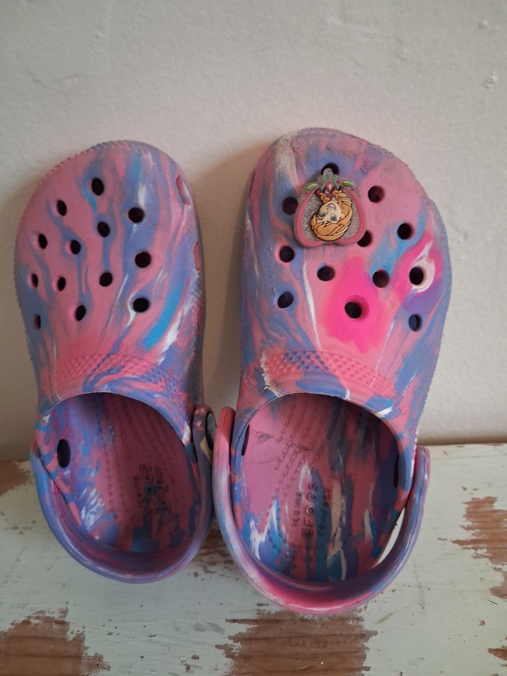 CROCS Kids Marble Slip-On Clogs in Pink and Purple